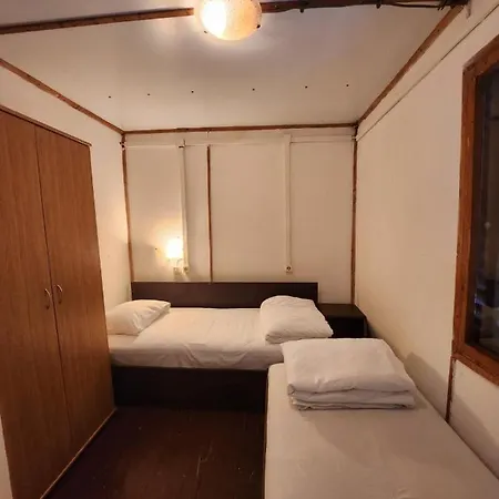 - - електрон универс Campsite